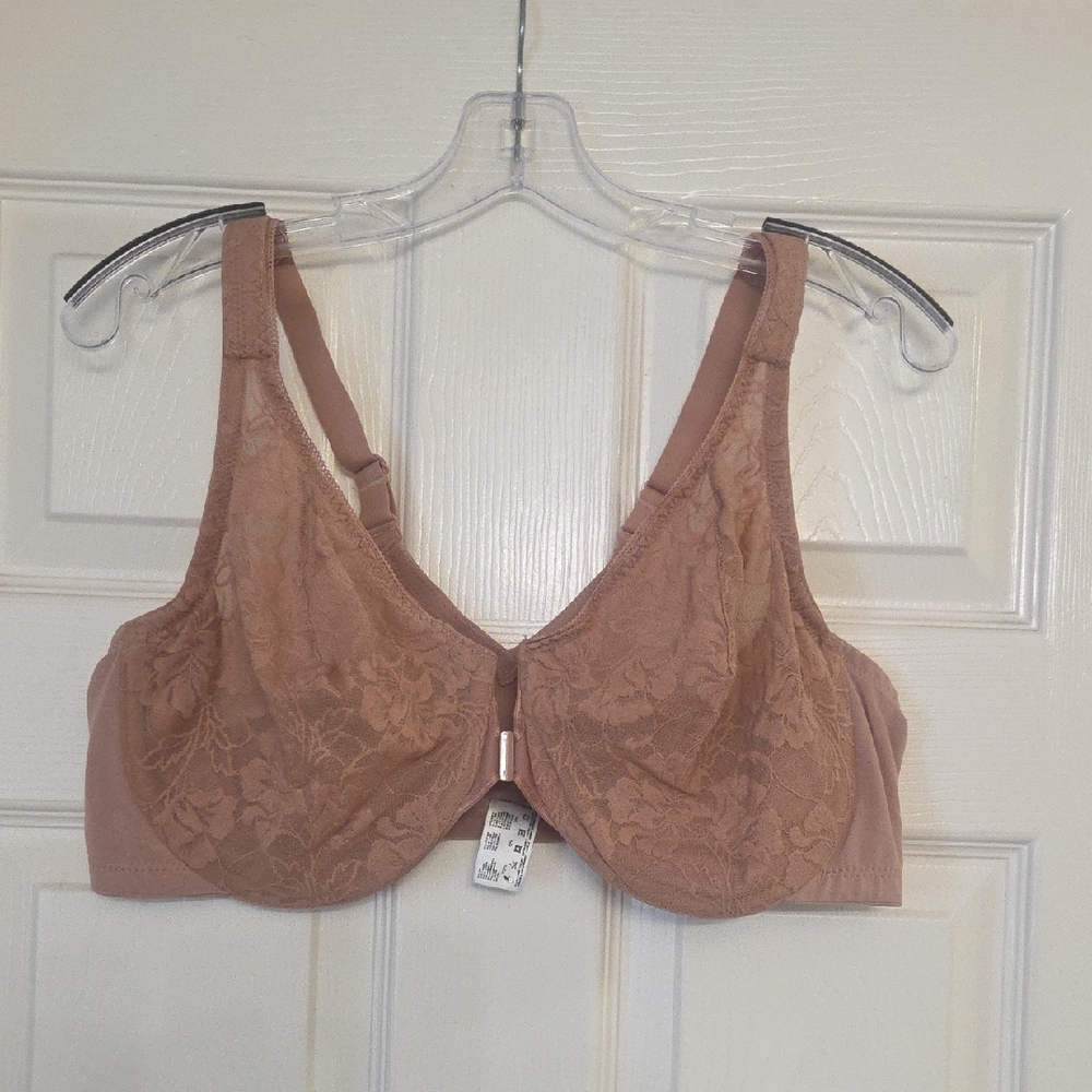 Glamorise Lace Front-Closure Bra in Brown